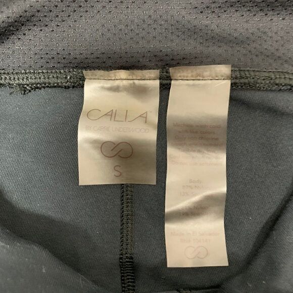 CALIA by Carrie Underwood Reflective Crop Yoga's Size Small - Picture 4 of 5